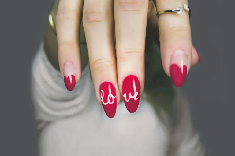 5 Nail Habits That Are Ruining Your Nails
