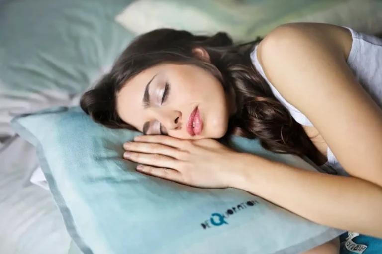 The Best Hairstyles to Sleep In for Healthier Hair