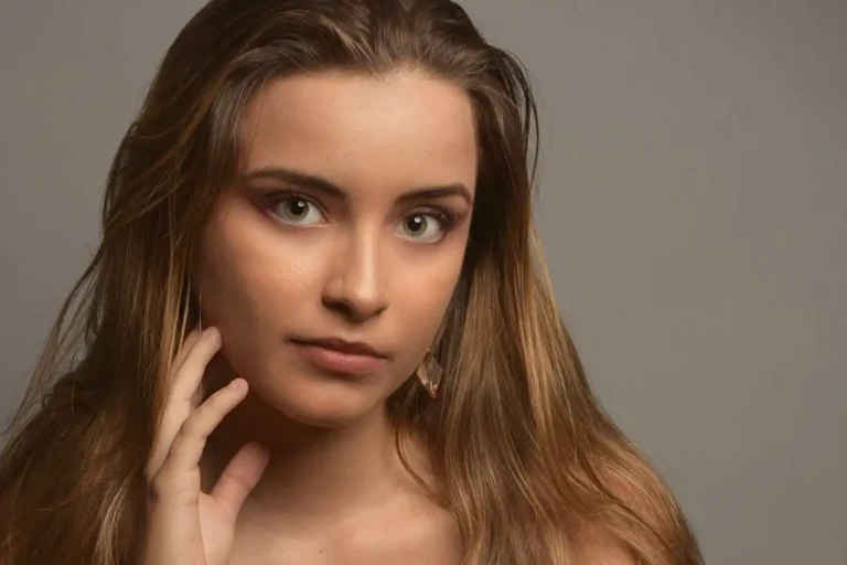 Day-to-Night Hair: One Style, Two Looks